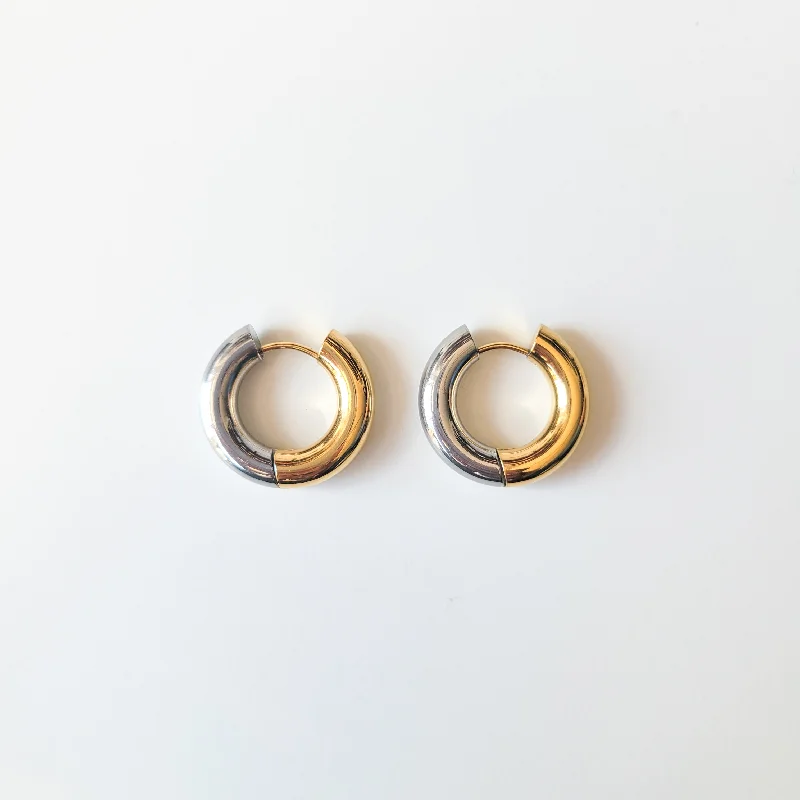 Hoop earrings with cut-out designs for a creative and lightweight effect-Deux Hoop