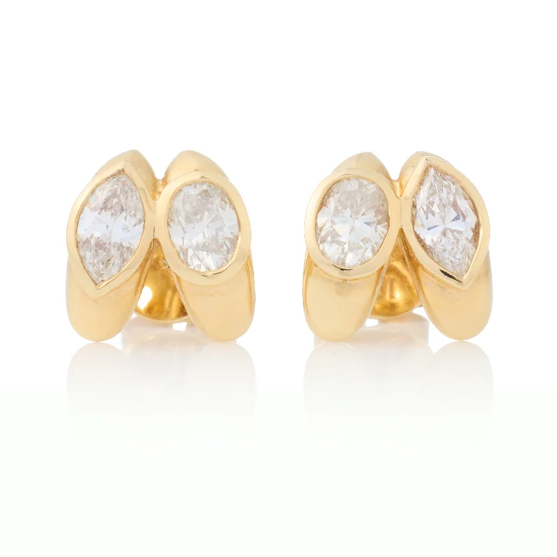 Hoop earrings with floral motifs for a feminine and nature-inspired look-Moi Et Toi Bezel Hook Earring