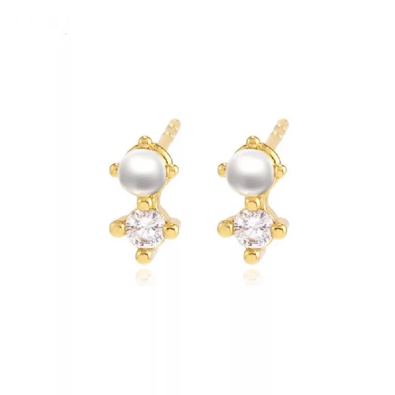 Best hoop earrings with vintage rhinestone embellishments for a retro-glam effect-Tiny Pearl Studs