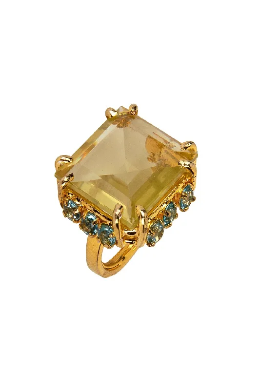 Rings with vintage claw prongs for elegance -Quartz Delilah Ring