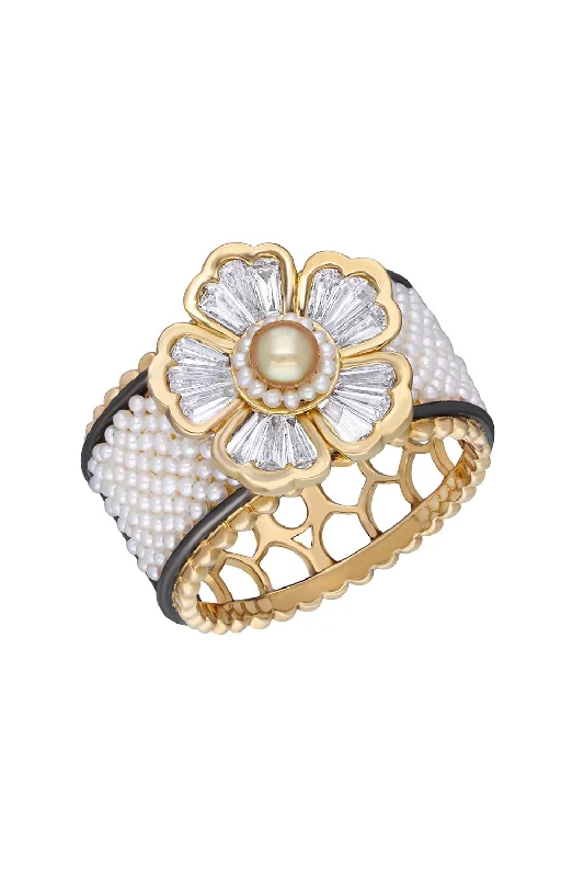 Rings with wave patterns for ocean vibes -Pearl Taantvi Ring