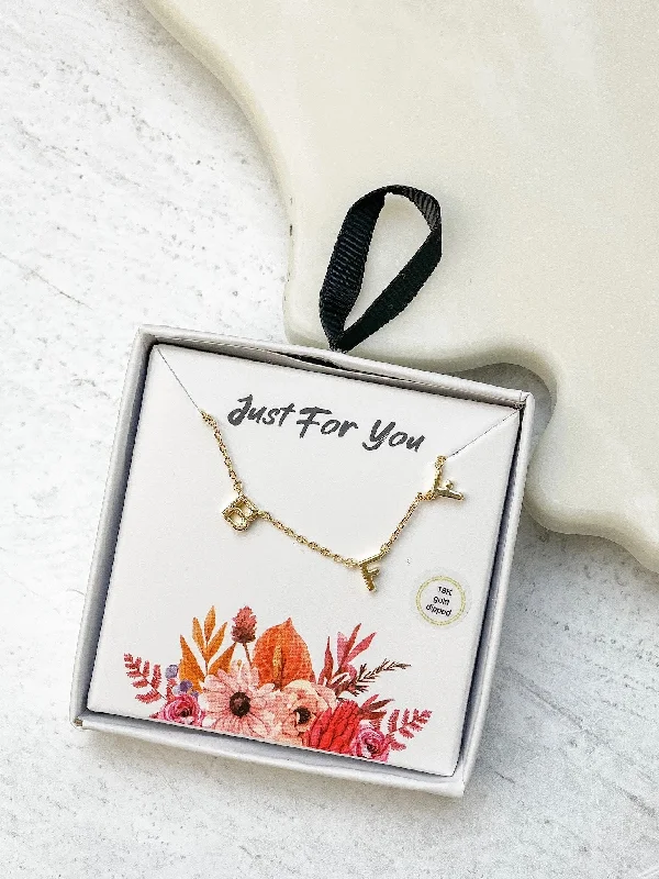 Simple bangle bracelets with smooth matte finishes for a subtle and modern style-'BFF' Sentiment Chain Bracelet - Gold