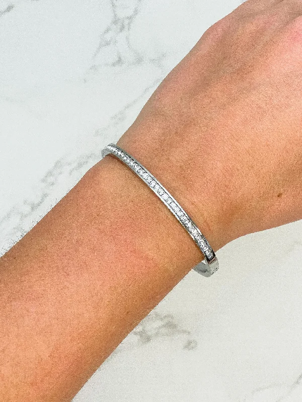 Best bangle bracelets with twisted rope designs for a textured, nautical-inspired look-Glitzy Stainless Steel Hinge Bangle Bracelet - Silver