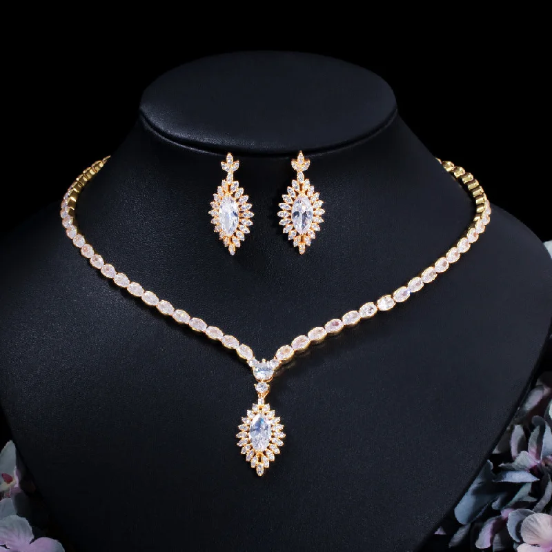 Best necklaces and pendants with crystal accents for a sparkling and elegant style-Star Shine Jewelry Set