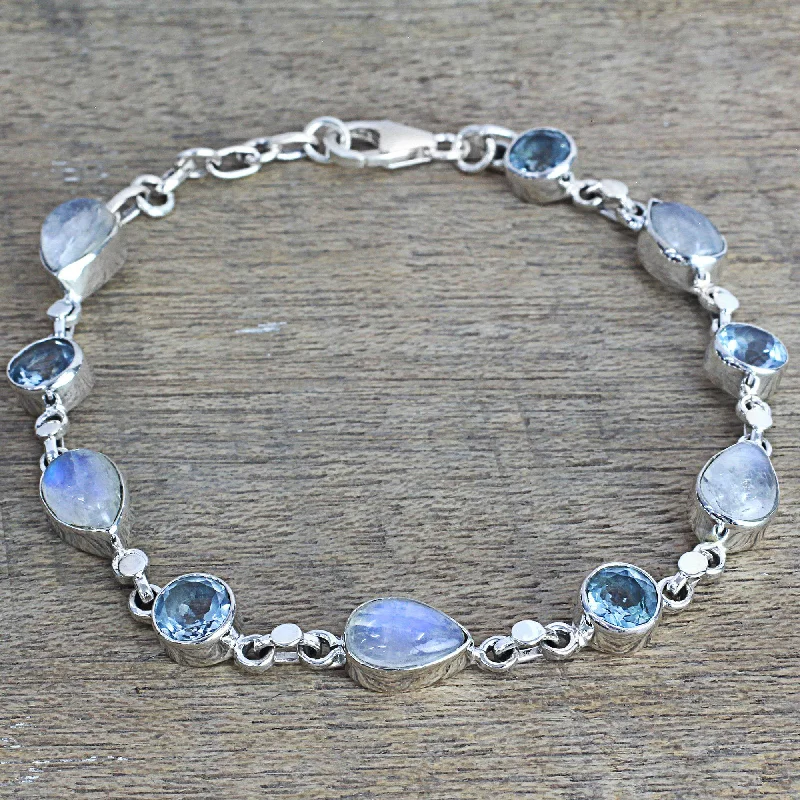 Sleek bangle bracelets with polished titanium for a modern and lightweight option-Misty Sky Moonstone & Topaz Link Bracelet