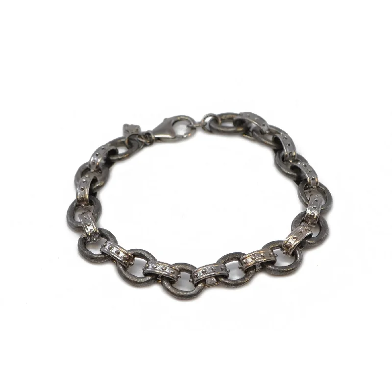 Best bangle bracelets with infinity symbols for a timeless and meaningful design-Oval Textured Chain Link Bracelet