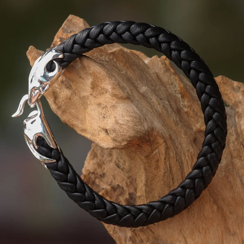 Best bangle bracelets with durable enamel finishes for long-lasting wear and vibrant colors-Tribal Strength Silver Leather Men's Bracelet